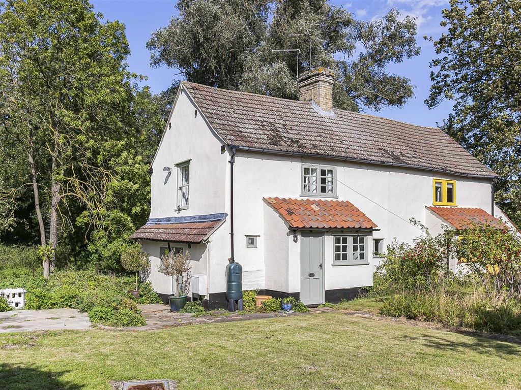 2 bed semidetached house for sale in West End, Whittlesford, Cambridge