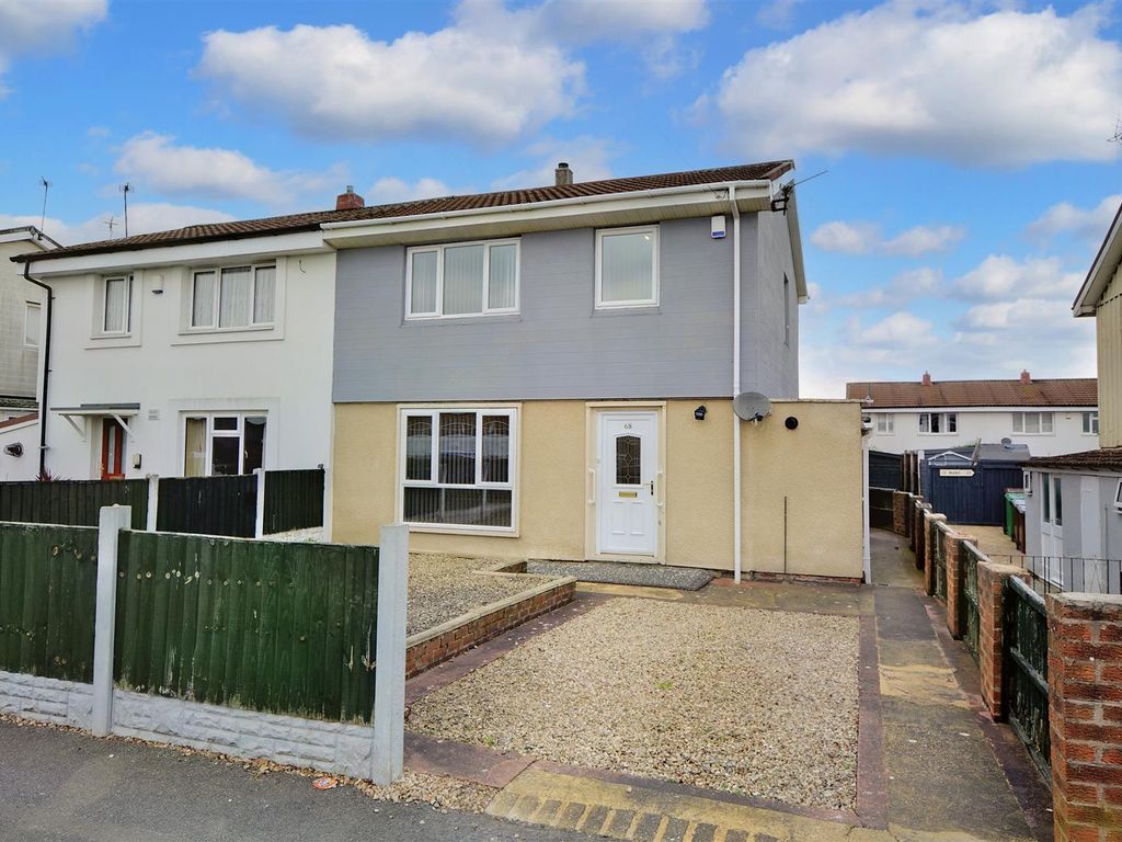 3 bed semidetached house for sale in Glaisdale Drive East, Nottingham
