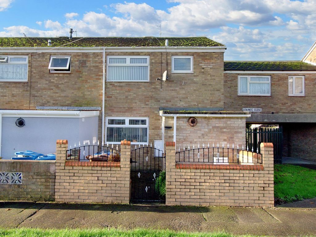 3 bed end terrace house for sale in Staines Close, Hull HU8 Zoopla