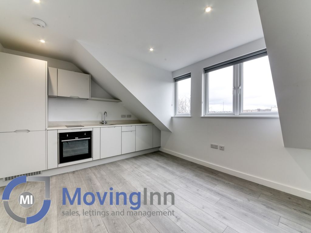 1 bed flat to rent in Bensham Lane, Thornton Heath, Surrey CR7, £1,200