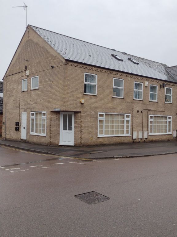 1 bed flat to rent in Ship Lane, Ely CB7, £750 pcm Zoopla
