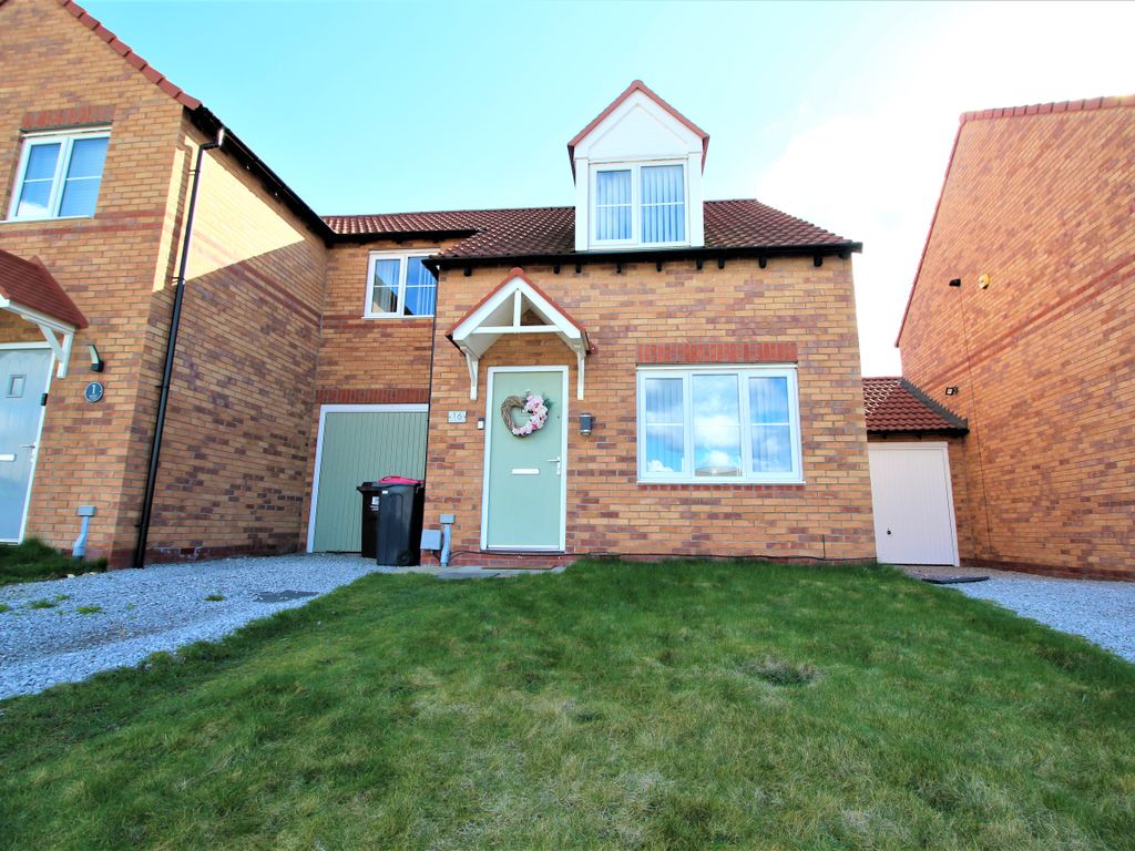 3 bed semidetached house for sale in Broadhead Close, Kilnhurst