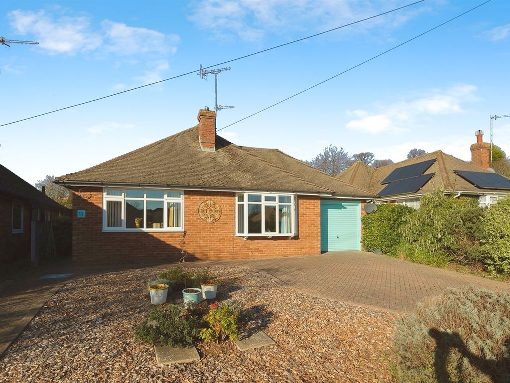 3 bed detached bungalow for sale in Ward Way, BexhillOnSea TN39, £515,000 Zoopla