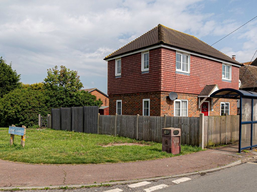 2 bed detached house for sale in High Street, Lydd TN29, £250,000 Zoopla