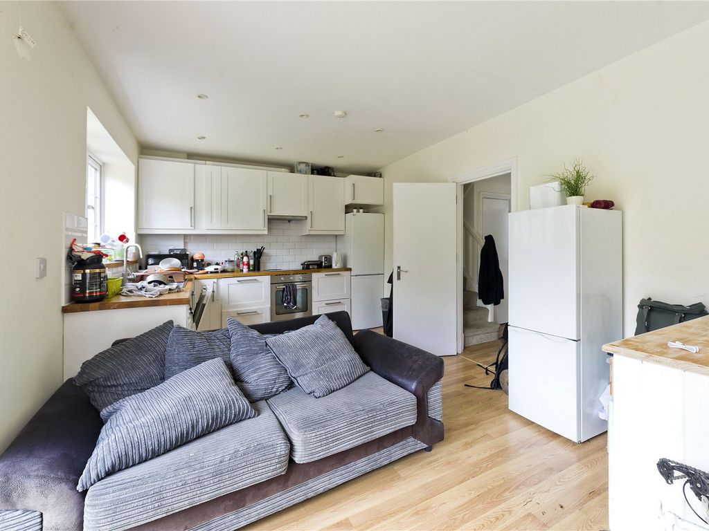 Hilary Road, London W12  