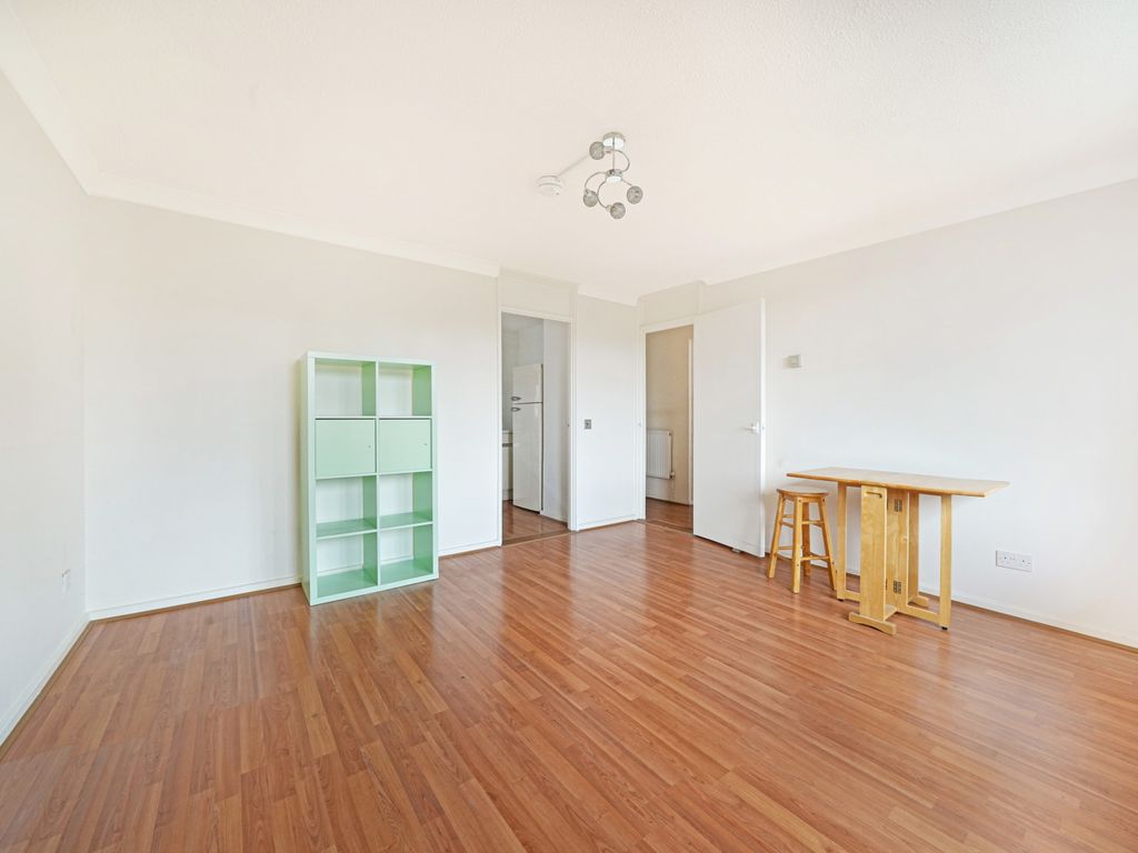 1 bed flat to rent in Marden Square, South Bermondsey SE16, £1,450 pcm