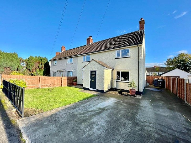 3 bed semidetached house for sale in Caemawr Road, Caldicot, Mon. NP26