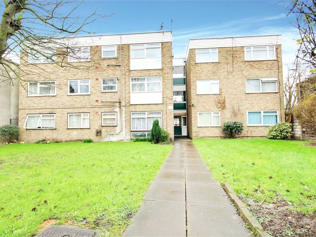 2 bed flat for sale in Nags Head Road, Enfield, Greater London EN3 Zoopla