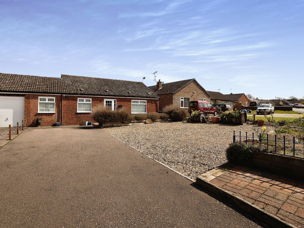 3 bed bungalow for sale in Lovell Gardens, Watton, Thetford, Norfolk