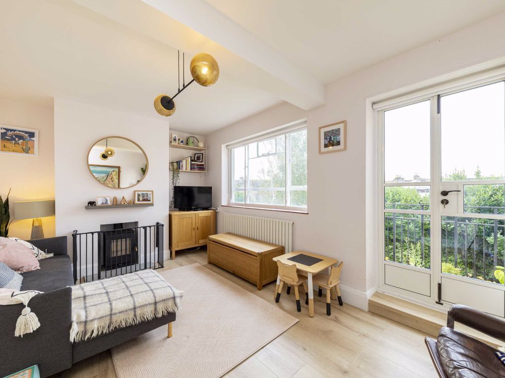 3 bed flat for sale in Peckham Rye, London SE22 Zoopla