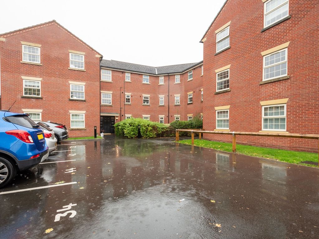 2 bed flat to rent in Carlton Gate Drive, Kiveton Park S26 Zoopla