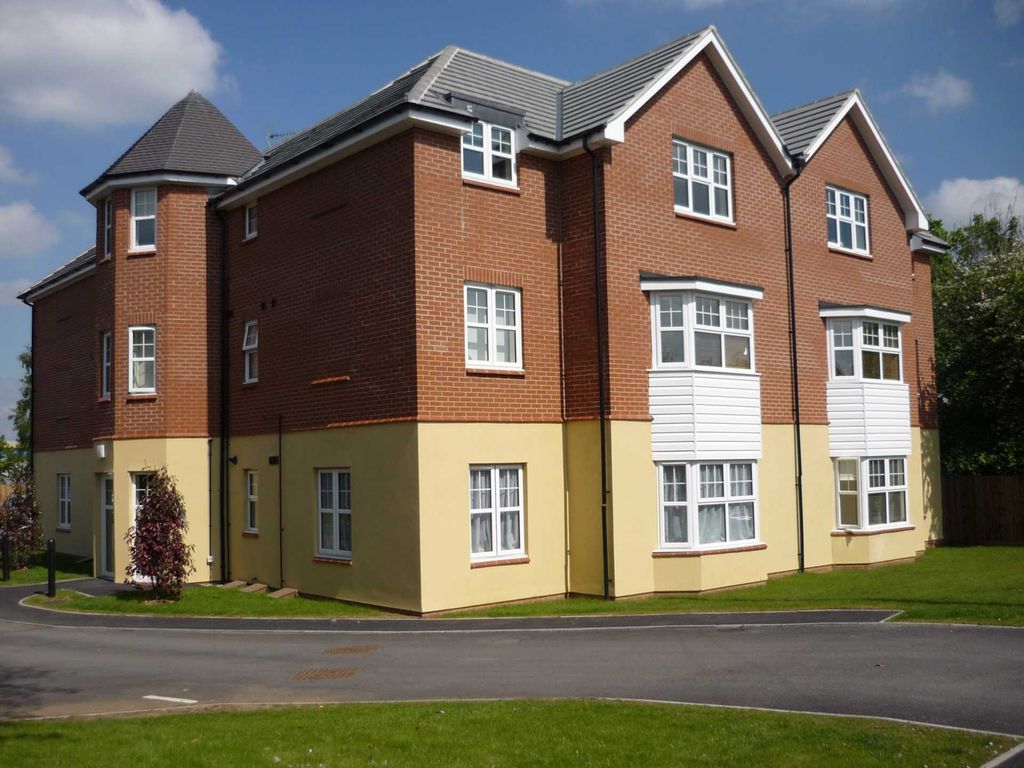 2 bed flat to rent in Kettering Road North, Northampton NN3 Zoopla