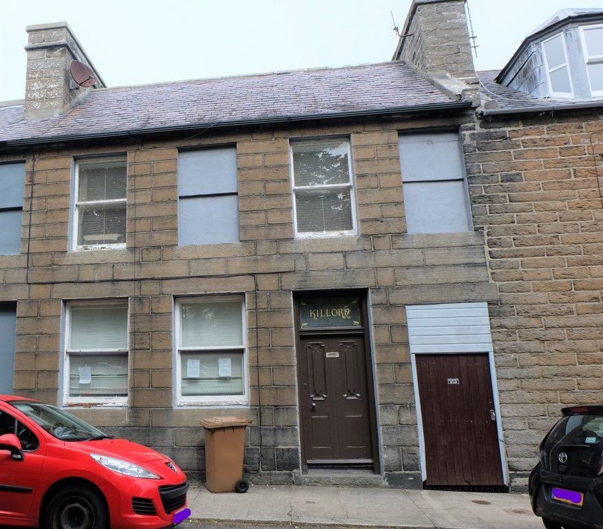 2 bed terraced house for sale in Argyle Square, Wick KW1, £60,000 Zoopla