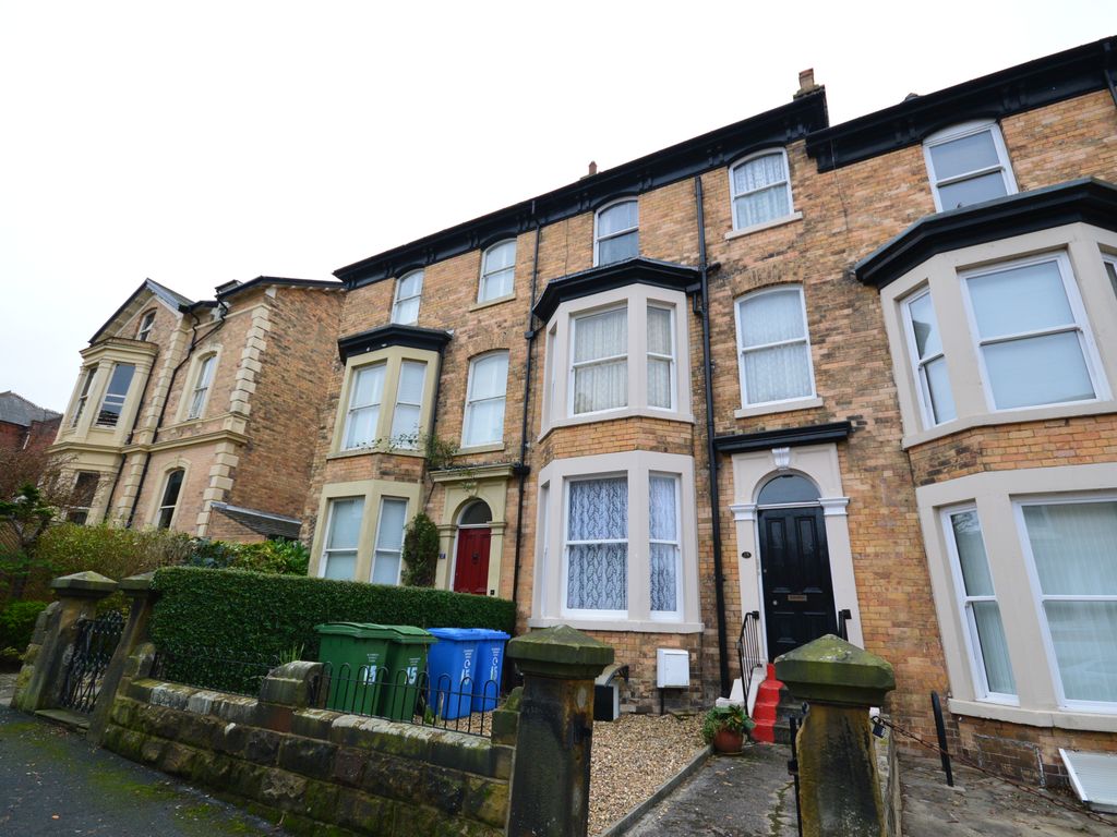 4 bed terraced house for sale in princess royal terrace, scarborough, north yorkshire yo11