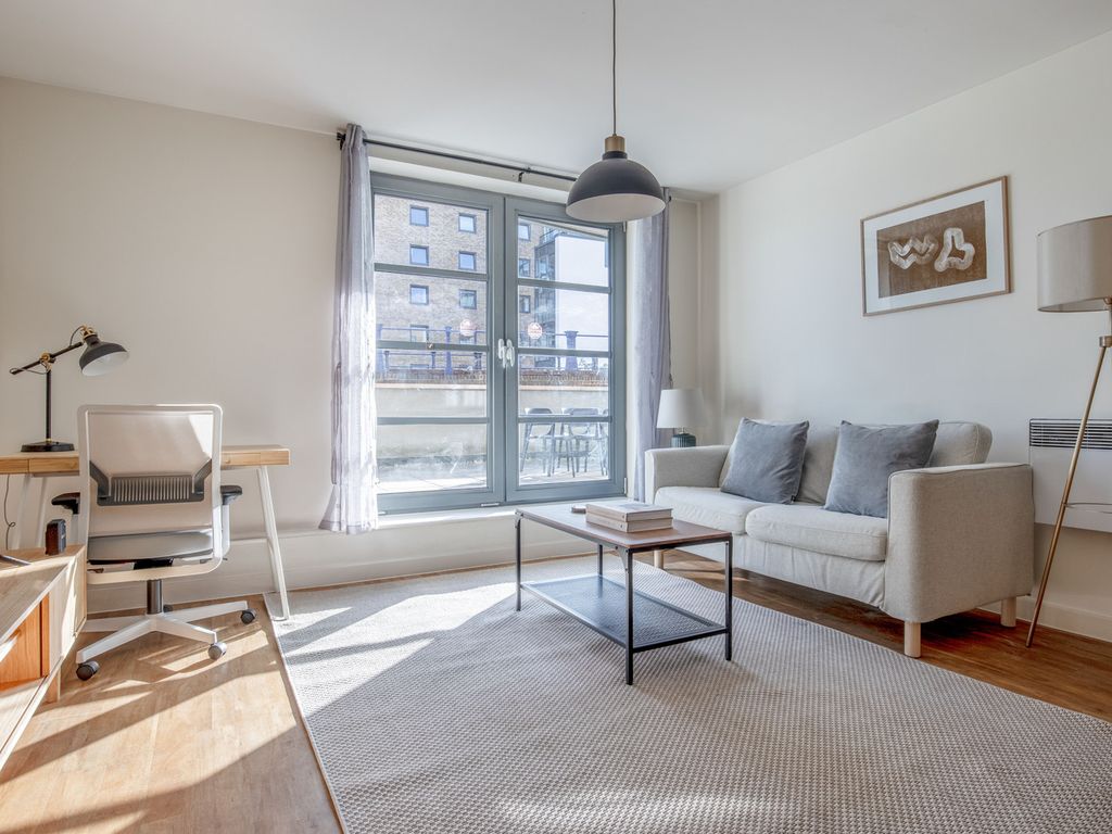 1 bed flat to rent in Limehouse, London E14, £2,390 pcm Zoopla