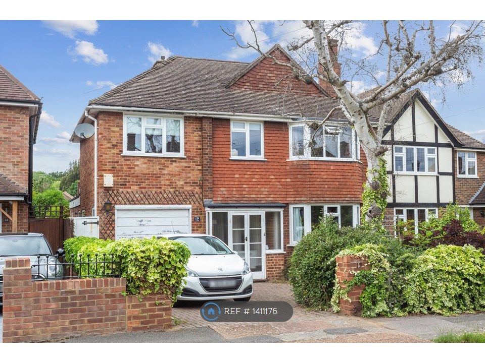 4 bed semidetached house to rent in Harefield, Esher KT10 Zoopla