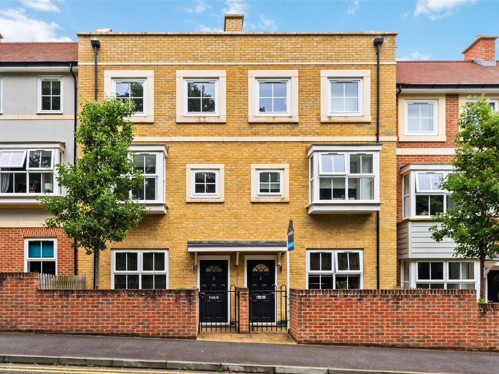 4 bed property for sale in Prime Place Row, Catteshall Lane, Godalming GU7, £650,000 Zoopla