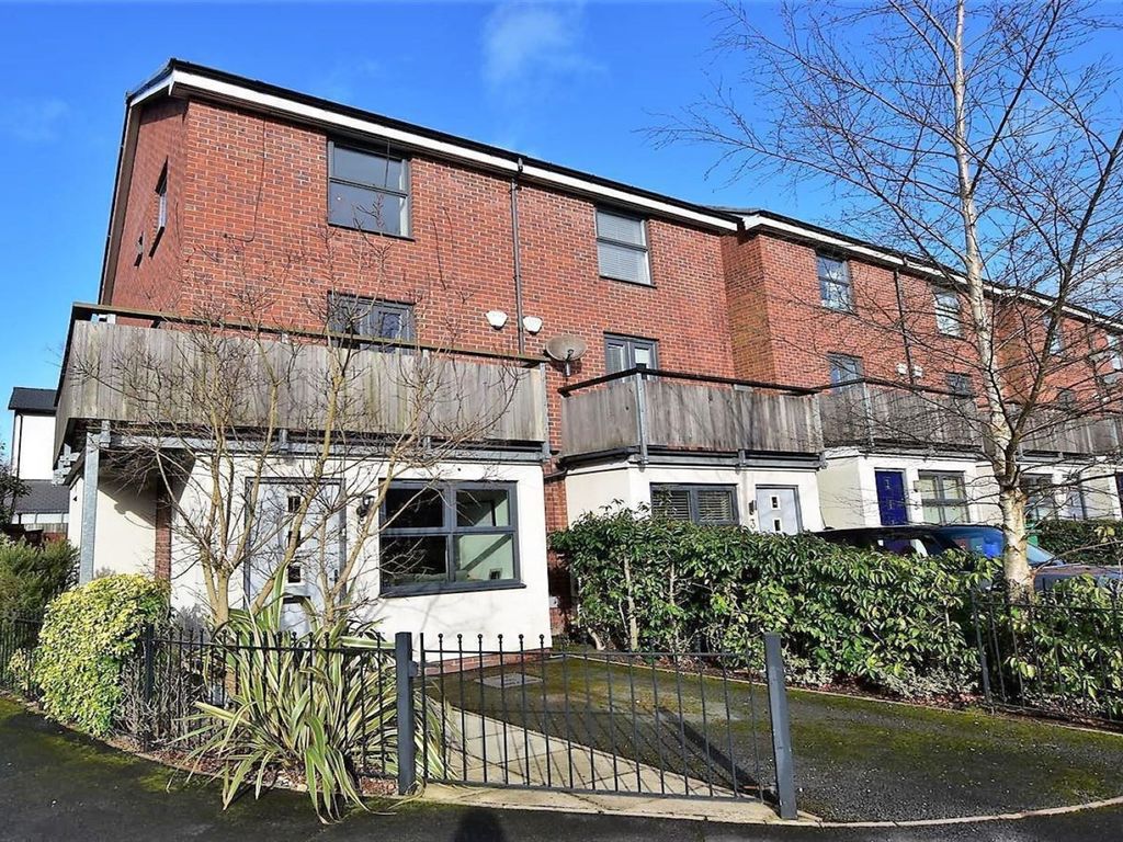 4 bed semidetached house for sale in Highmarsh Crescent, West Didsbury