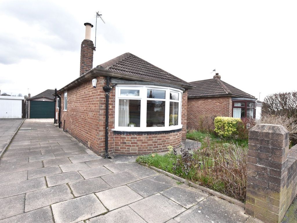 2 bed bungalow for sale in Kennerleigh Avenue, Leeds, West Yorkshire