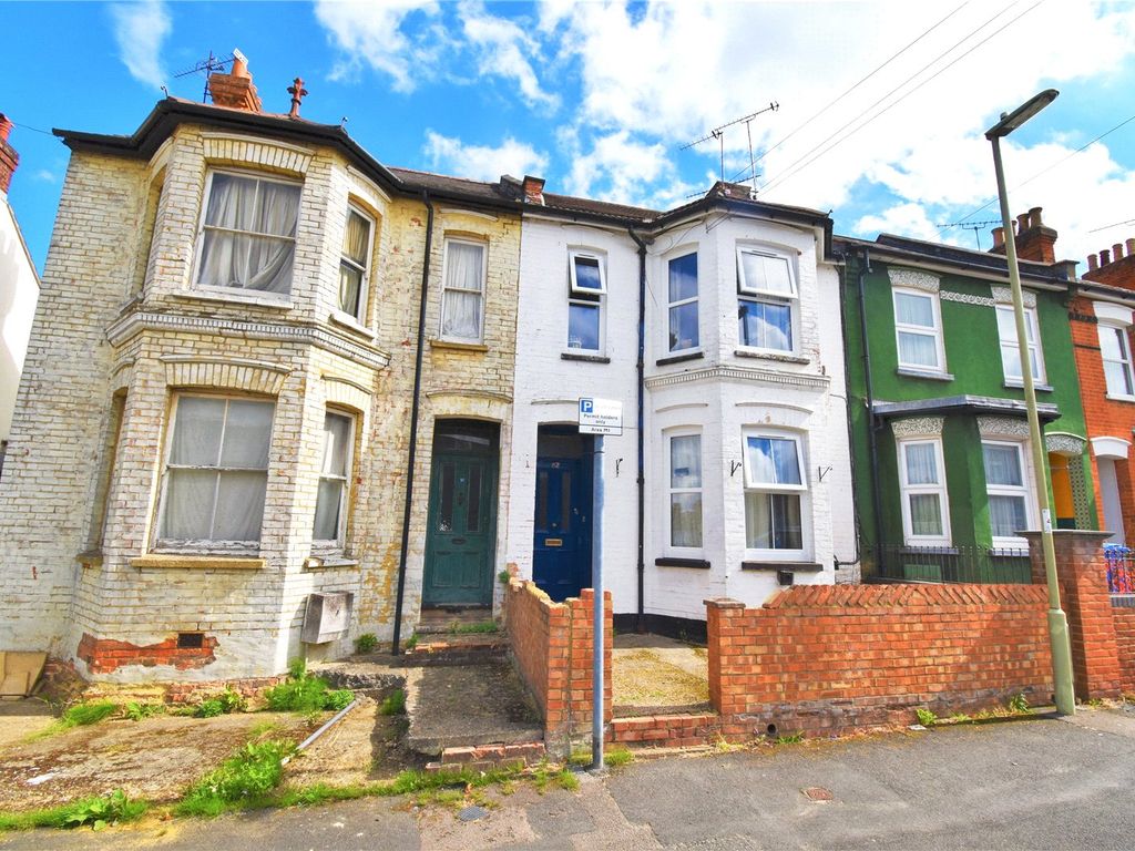 6 bed terraced house for sale in St. Road, Aldershot, Hampshire