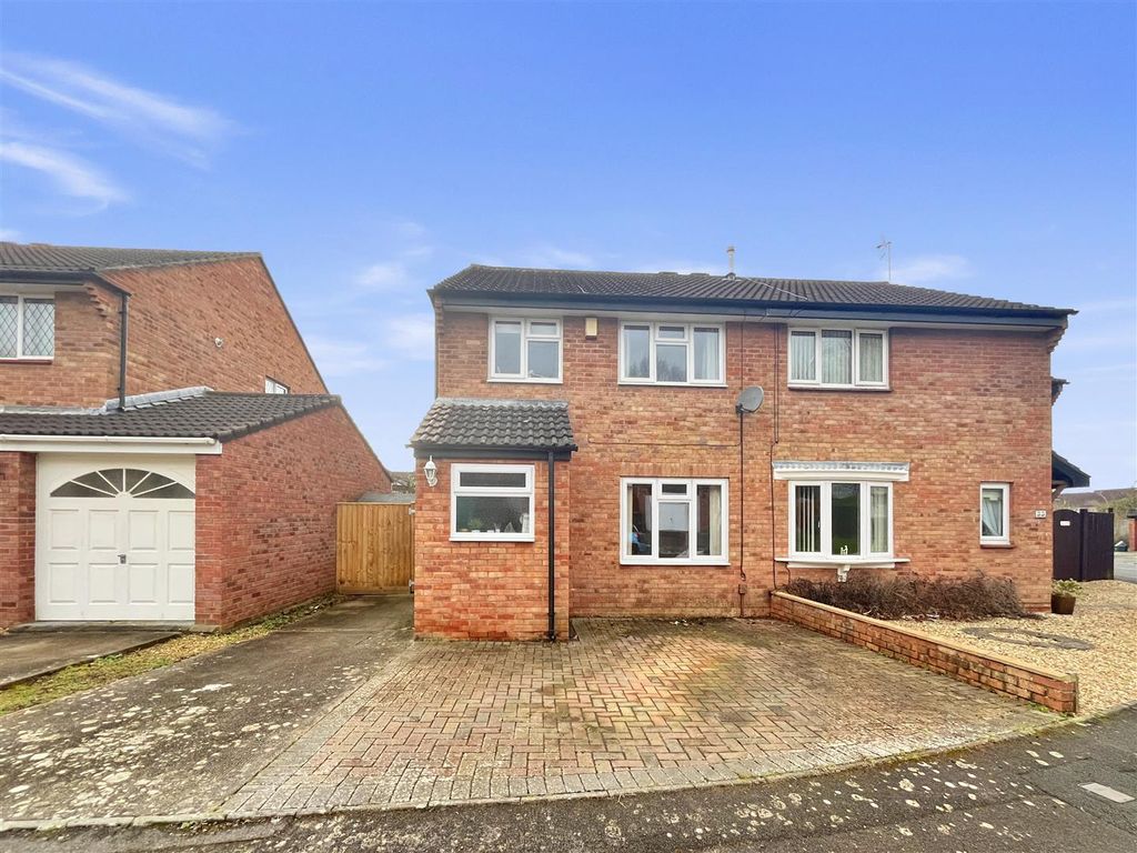 3 bed semidetached house for sale in Bakersfield, Longwell Green