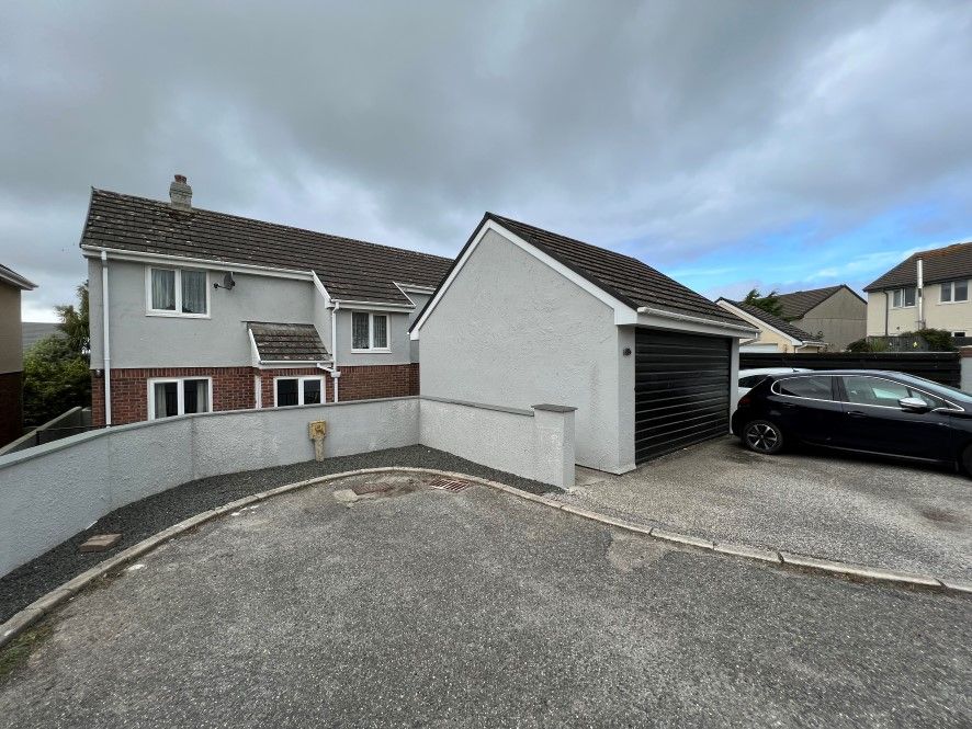 5 bed detached house for sale in 26 School Close, Newquay, Cornwall TR7