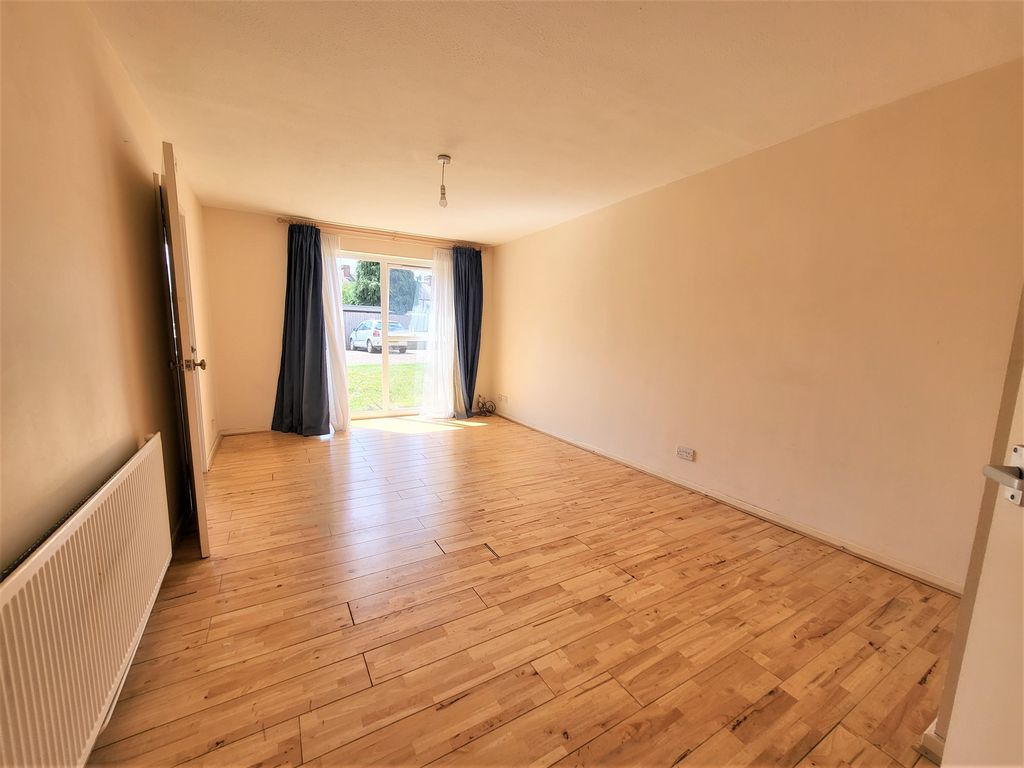 1 bed flat to rent in Crusoe Road, Mitcham CR4 Zoopla