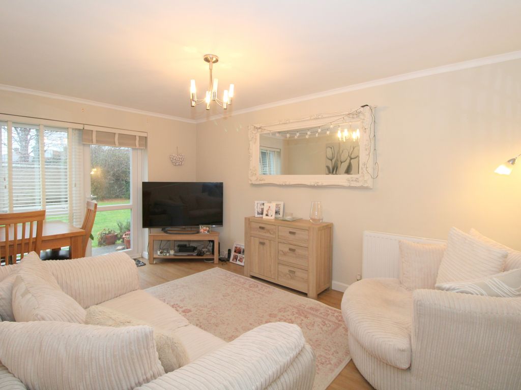 2 bed flat for sale in Feltham Hill Road, Ashford TW15 Zoopla