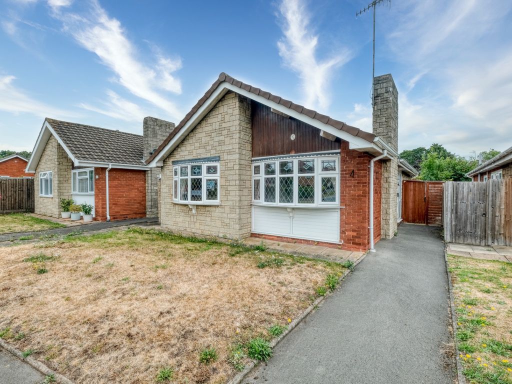 3 bed bungalow for sale in Yeomans Walk, Bromsgrove B60 Zoopla