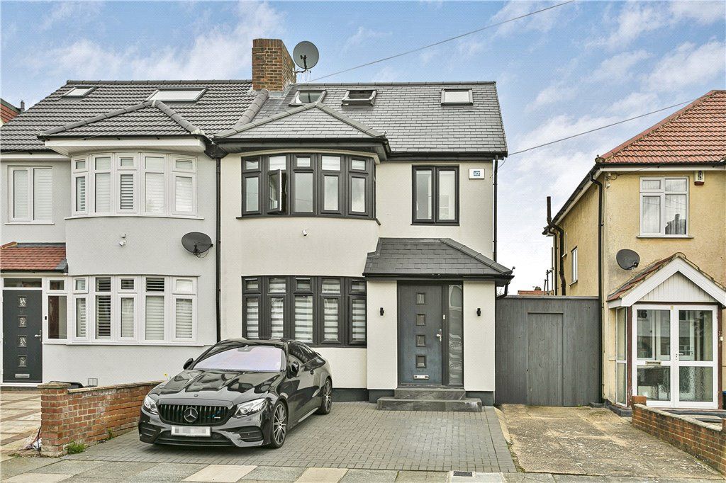 4 bed semidetached house for sale in Wills Crescent, Whitton, Hounslow TW3 Zoopla