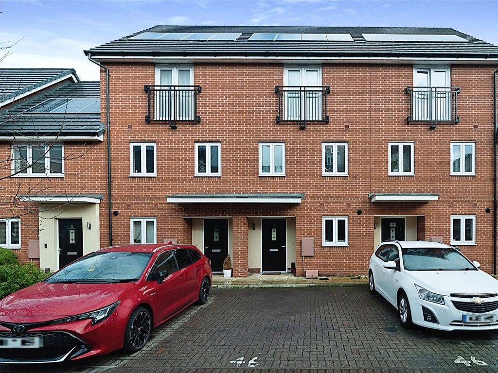 4 bed terraced house for sale in Chase Way, Grays, Essex RM20 Zoopla