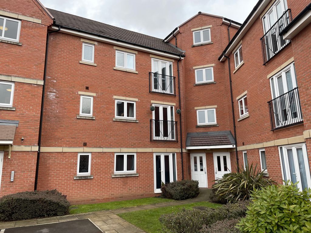 2 bed flat for sale in Marshall Crescent, Wordsley, Stourbridge DY8