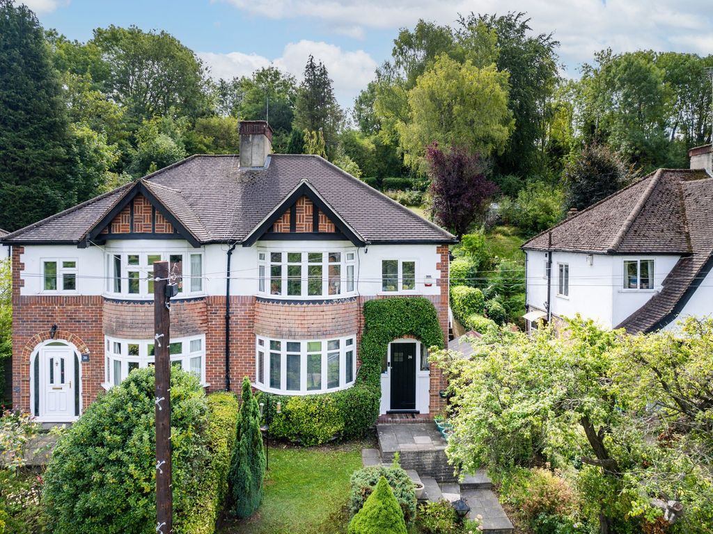 3 bed semidetached house for sale in Hillbury Road, Warlingham CR6, £