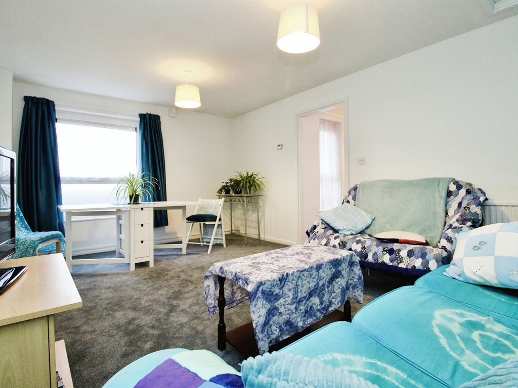 2 bed flat for sale in West Lee, Cowbridge Road East, Cardiff CF11, £