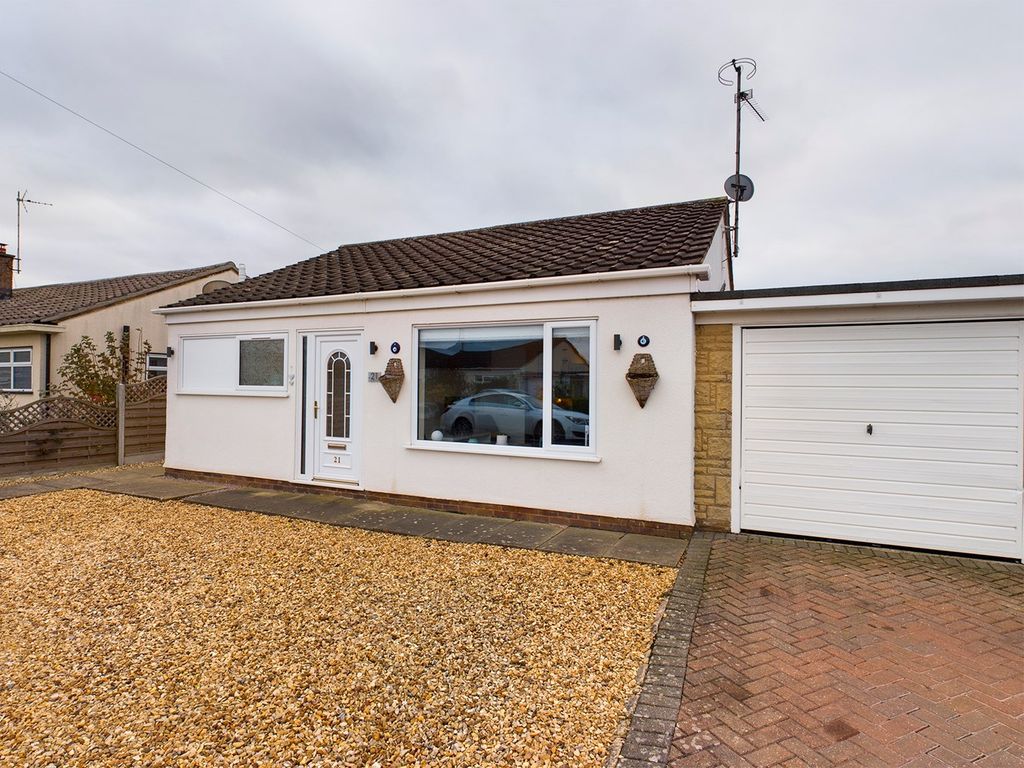 2 bed detached bungalow for sale in Spencer Close, West Walton, Wisbech