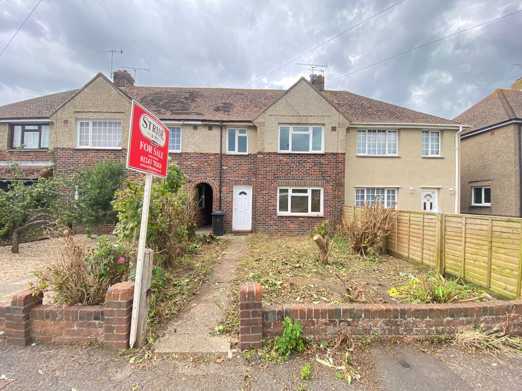 3 bed terraced house for sale in Armadale Road, Chichester PO19, £