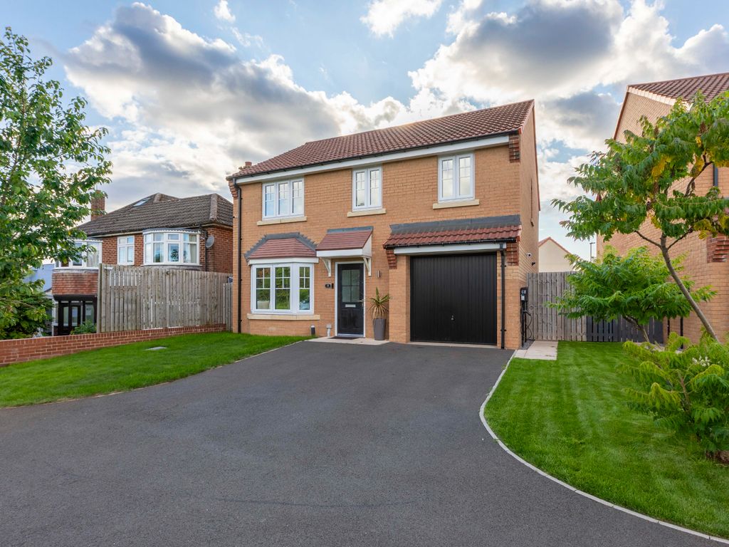 4 bed detached house for sale in Portland Road, Brompton, Northallerton