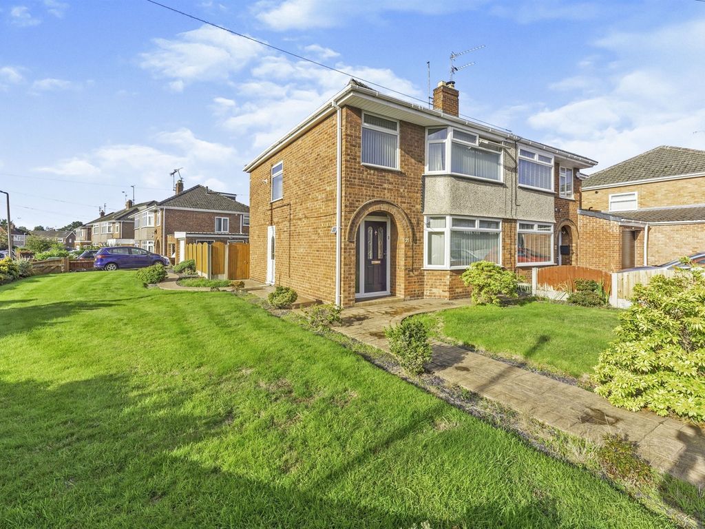 3 bed semidetached house for sale in Harrogate Road, Bromborough