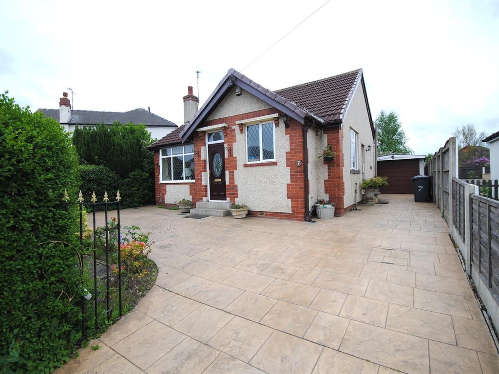 2 bed detached bungalow for sale in Barrowby Road, Leeds LS15 Zoopla