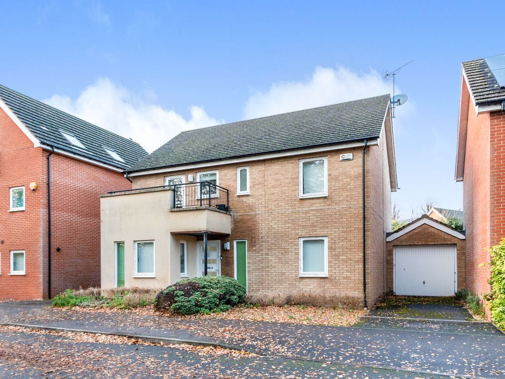 4 bed detached house for sale in Jaguar Lane, Bracknell, Berkshire RG12