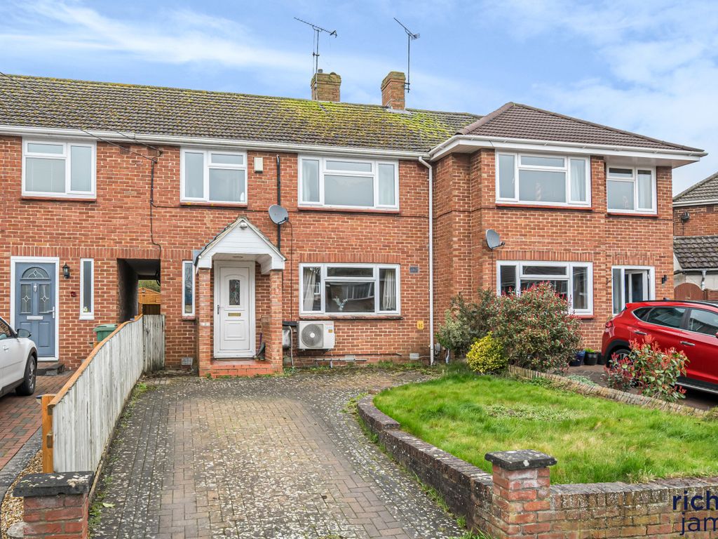 3 bed terraced house for sale in Templars Firs, Royal Wootton Bassett