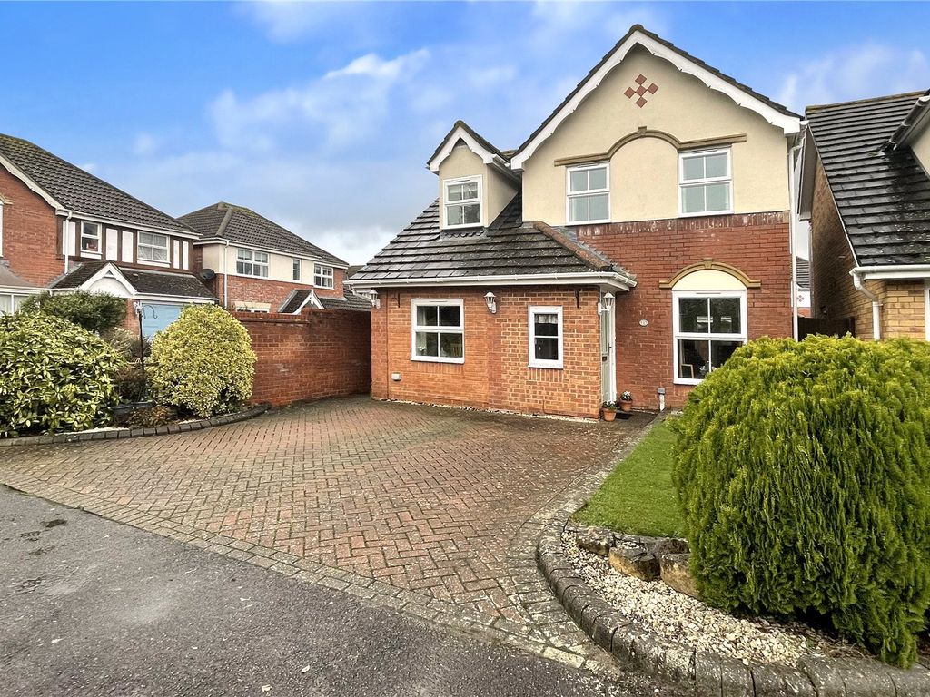 3 bed detached house for sale in Bluebell Drive, Littlehampton, West