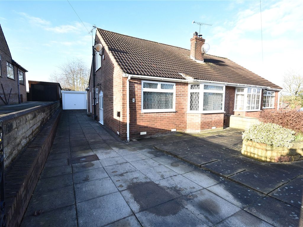 3 bed bungalow for sale in Somerville Drive, Leeds LS14, £250,000 Zoopla