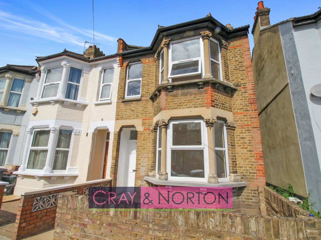 3 bed end terrace house for sale in Davidson Road, Croydon CR0, £