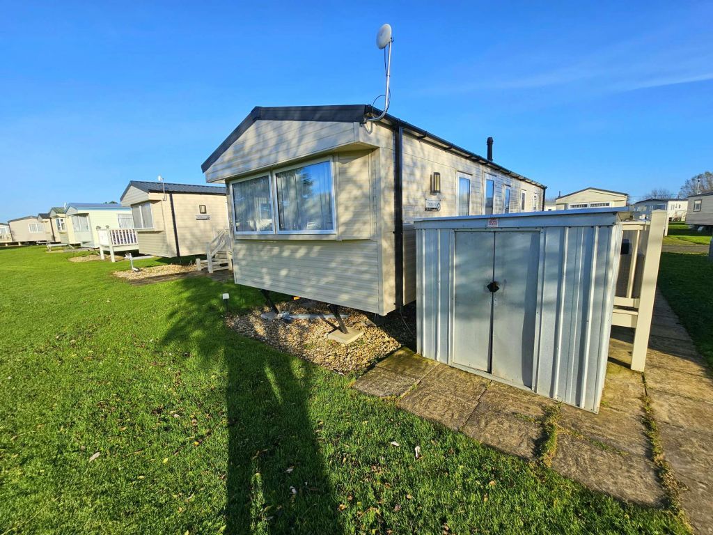 3 bed mobile/park home for sale in Southview Leisure Park, Skegness