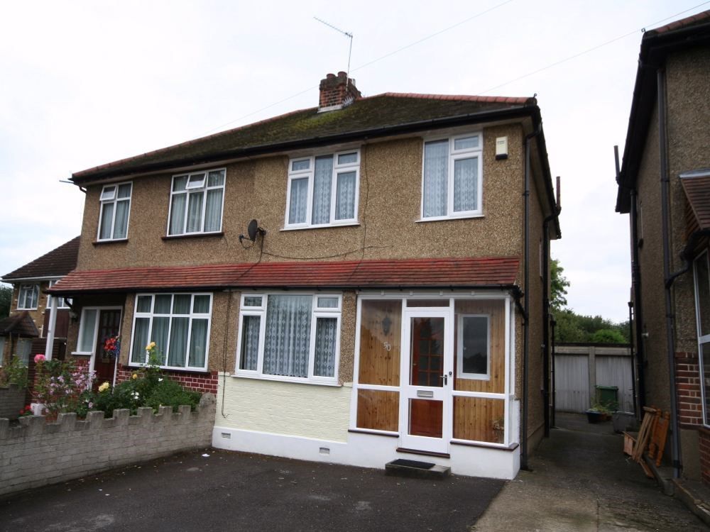 3 bed semidetached house for sale in Swallow Street, Iver Heath SL0