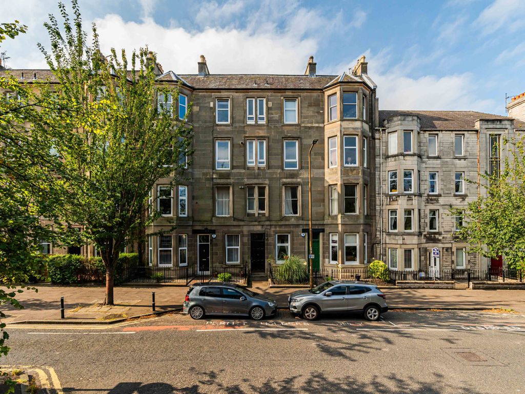 1 bed flat for sale in 146/5 Mcdonald Road, Edinburgh EH7, £210,000