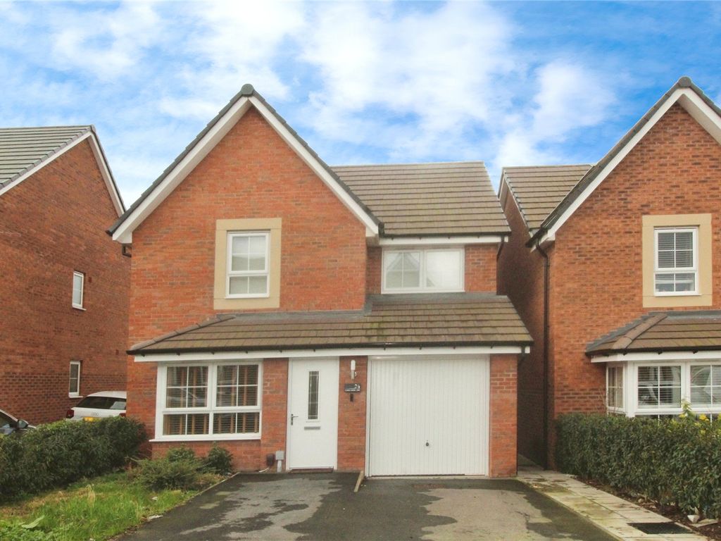 3 bed detached house for sale in Flower Garden Drive, Nuneaton