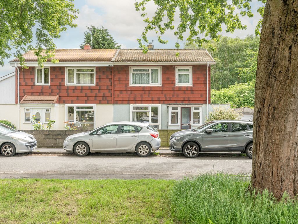 3 bed semidetached house for sale in Pages Mead, Avonmouth, Bristol