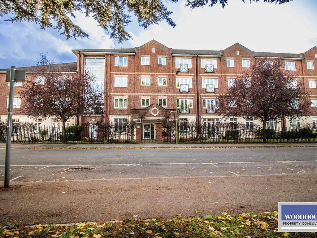 1 bed property for sale in Turners Hill, Cheshunt, Waltham Cross EN8, £